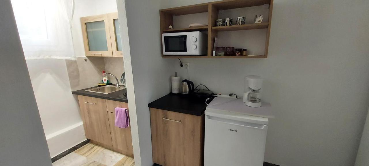 Helen's Cozy 2 Apartment
